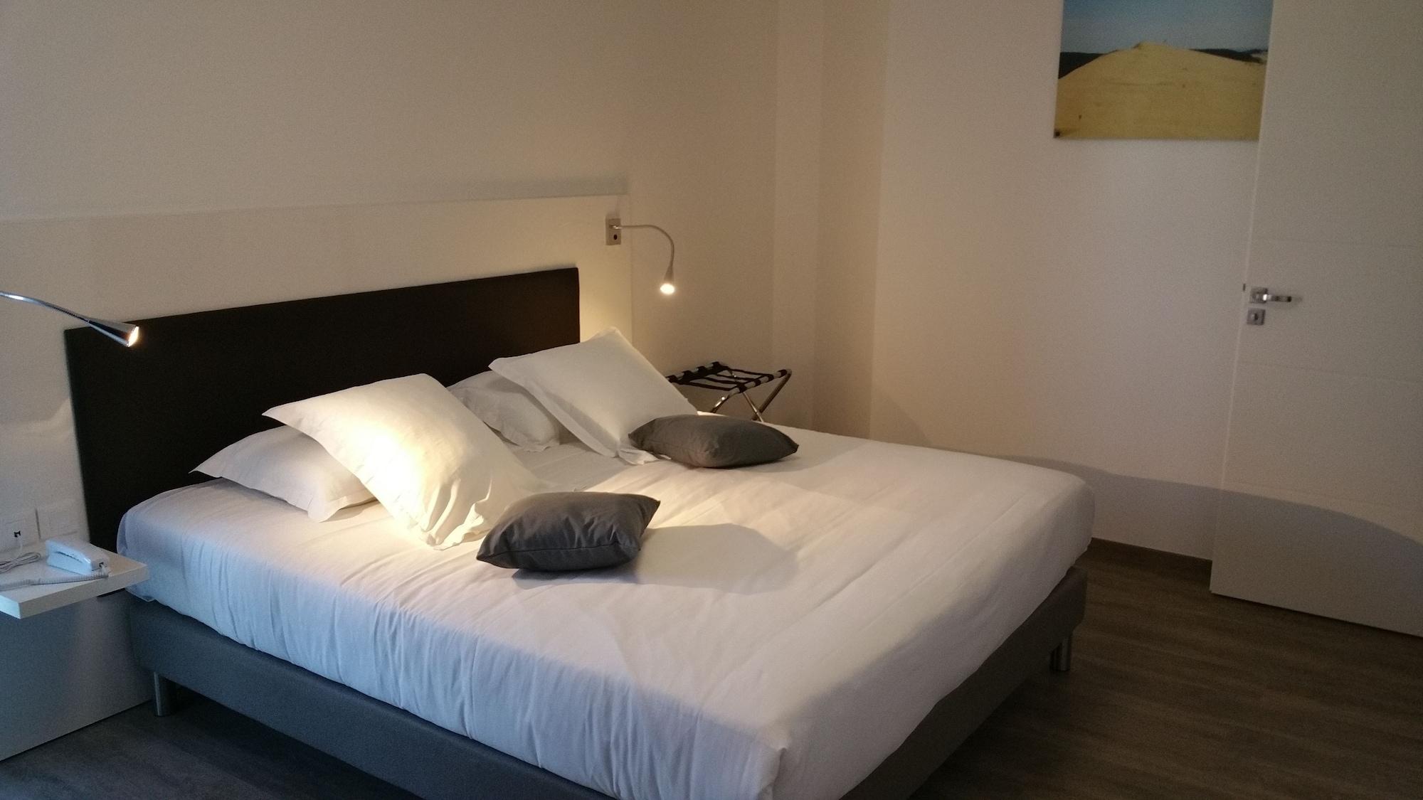 All Suites Appart Hotel Bordeaux Pessac Eksteriør bilde